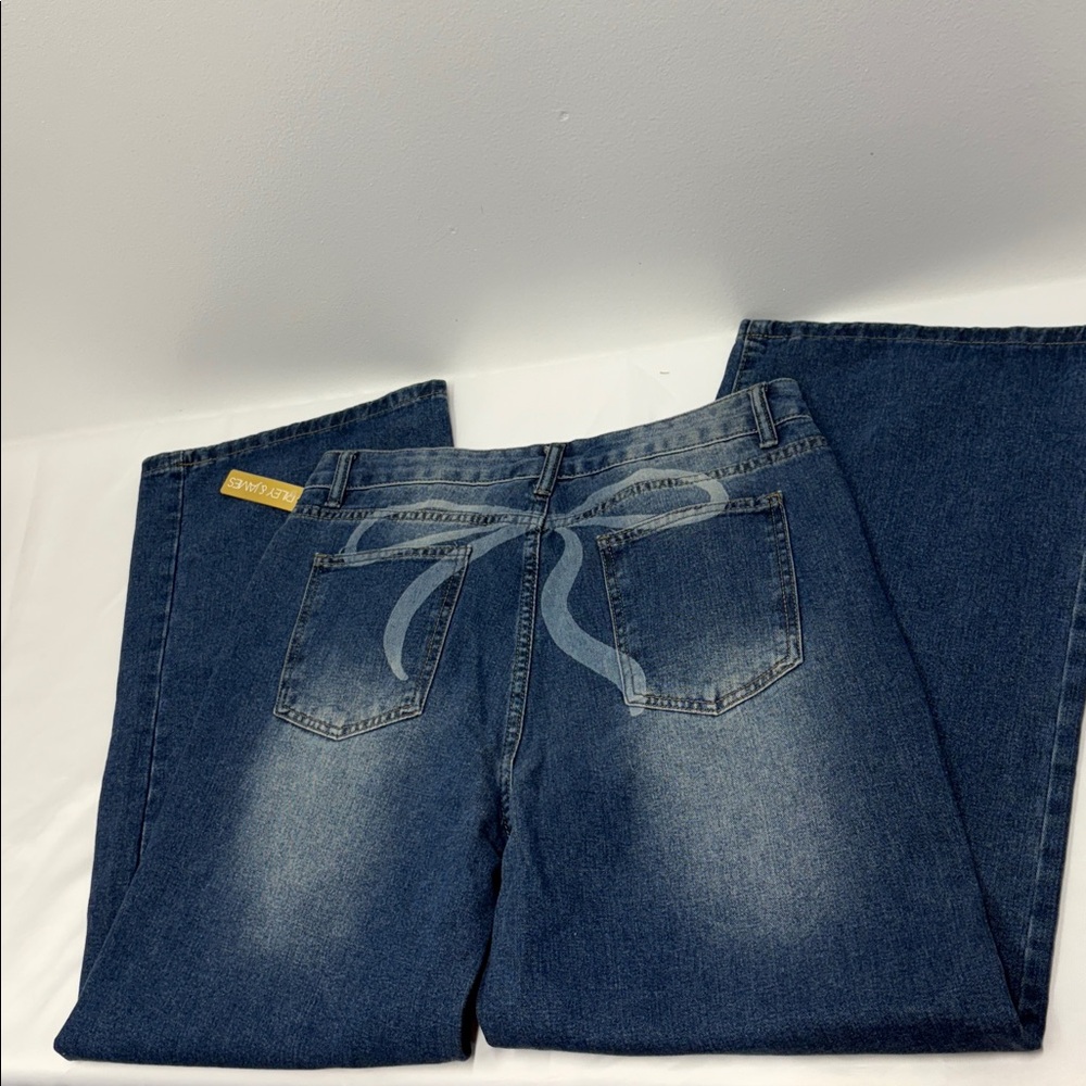 NWT Riley & James Blue Denim Jeans Size -large high rise barrel wide leg, bow.